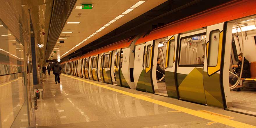 İstanbullular için metro uyarısı! Bu saati geçiren yolda kalır