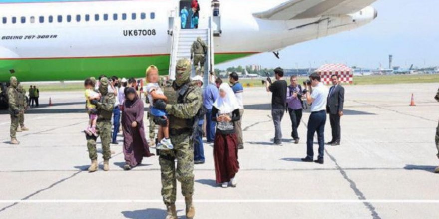 Özbekistan Cumhurbaşkanı Şevket Mirziyoyev’in çabaları sonuç verdi! 93 kişi mülteci kampından tahliye edildi