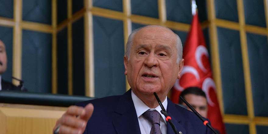 MHP kaynıyor, tepkiler çığ gibi!  Devlet Bahçeli'nin tavrı bekleniyor!