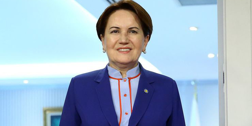 İYİ Parti Genel Başkanı Meral Akşener, Filenin Sultanları’nı kutladı