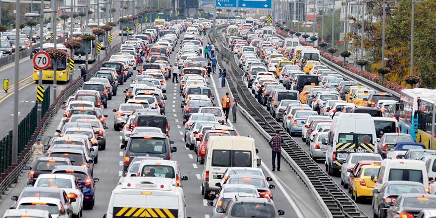 Milyonlarca araç sahibine müjde! Trafik cezalarına indirim