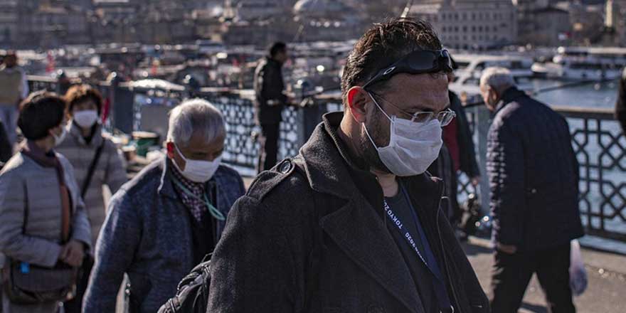 Bilim Kurulu üyesinden kritik açıklama! İşte maskelere veda edeceğimiz tarih