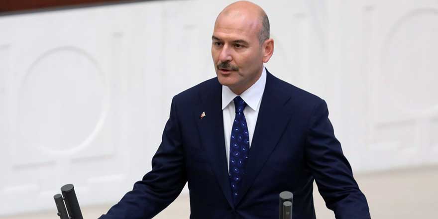 Süleyman Soylu'dan kadına şiddete çözüm önerisi: Her erkek pankart taşırsa mesele tersine döner!