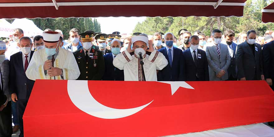 Şehit Samet Şeker'in annesinin sözleri yürekleri dağladı!