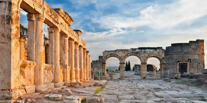 Pamukkale'de 'yer altına açılan Cehennem Kapısı'nın gizemi sonunda çözüldü