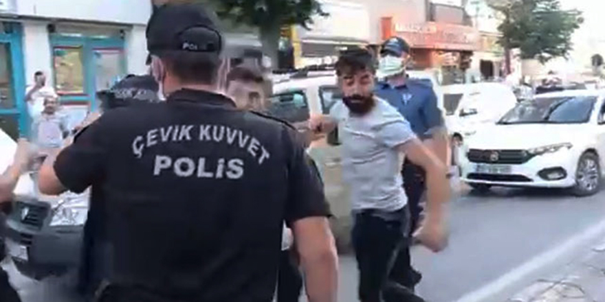 Kavgayı görüntülemek isteyen gazetecilere polisten sert müdahale