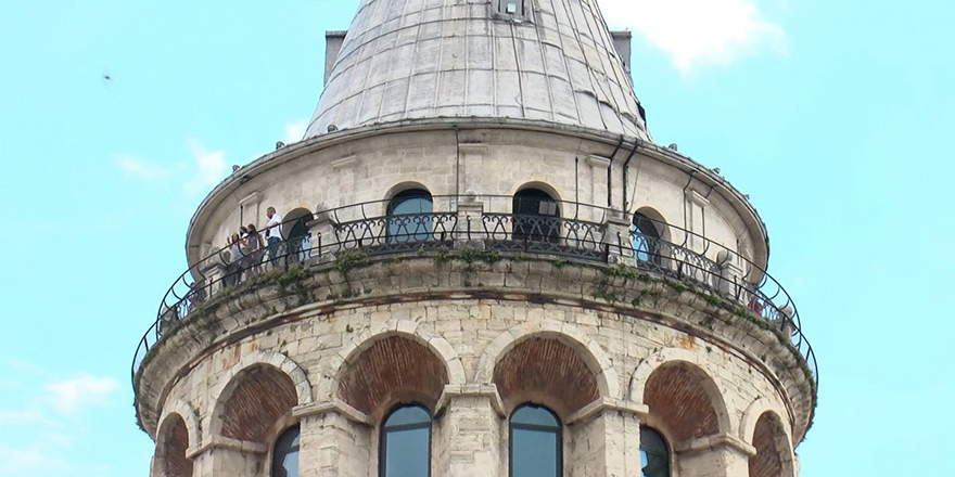 Galata Kulesi'ne yapılan zammın altından 'kart' çıktı