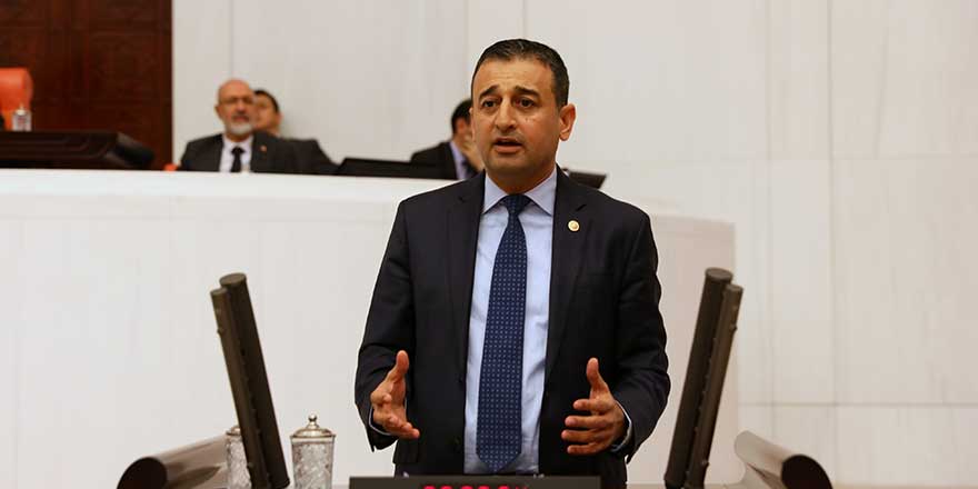 CHP Adana Milletvekili Burhanettin Bulut:  Vatandaş yokluk içindeyken...