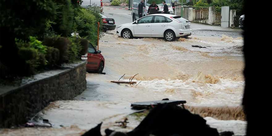 Sel felaketiyle ilgili 1 gözaltı