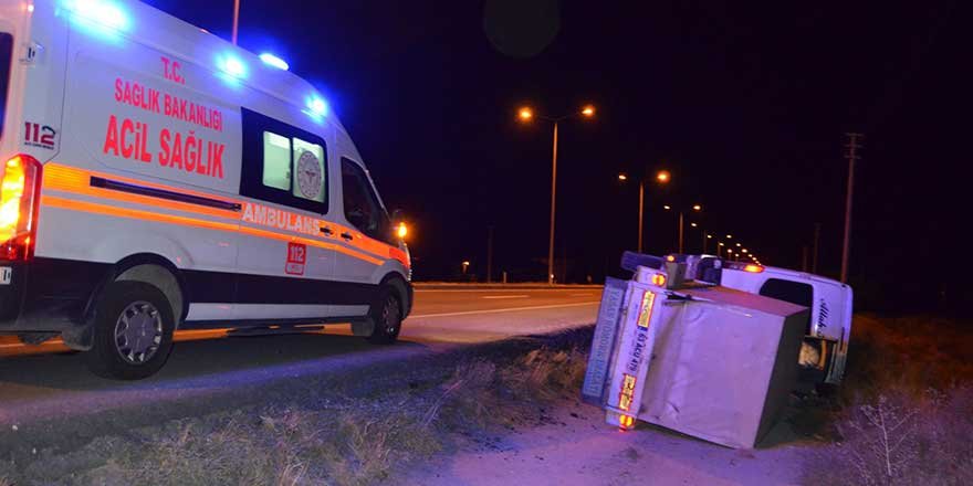 Aksaray'da işçi minibüsü devrildi: 6 yaralı