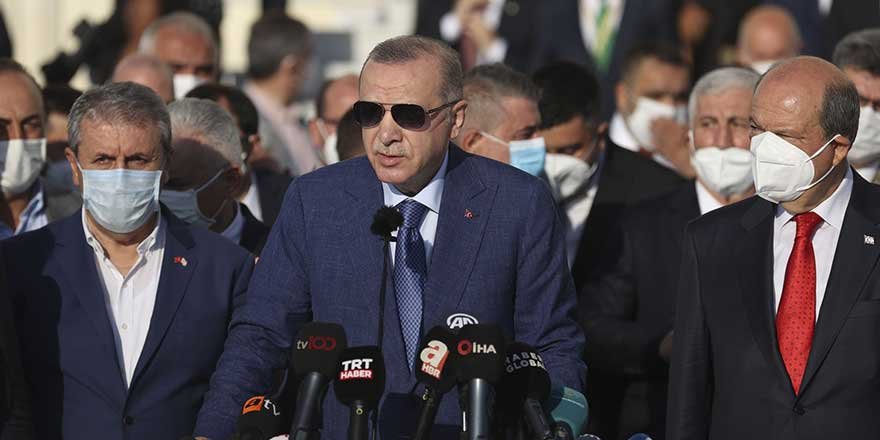 Cumhurbaşkanı Erdoğan bayram namazı sonrası konuştu! Taliban'la görüşme sinyalleri verdi