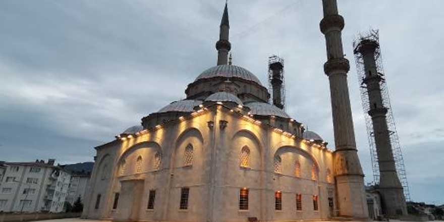 Sel tehlikesi büyüyor! Ordu'da cami hoparlörlerinden halka uyarı