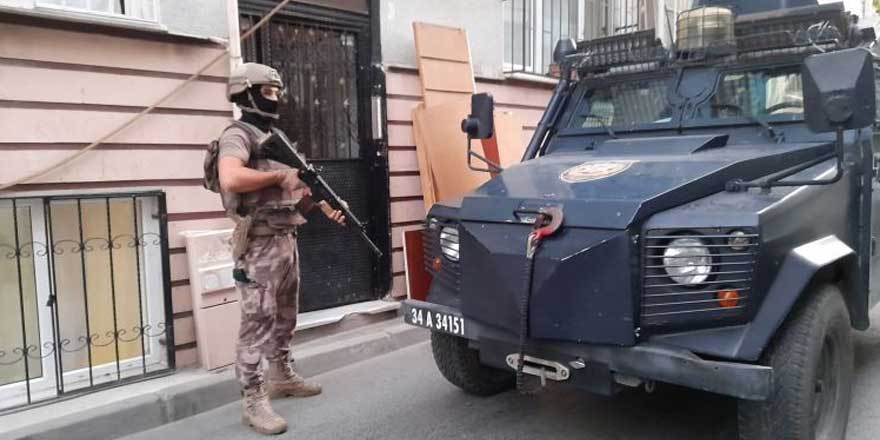 İstanbul'da şafak operasyonu