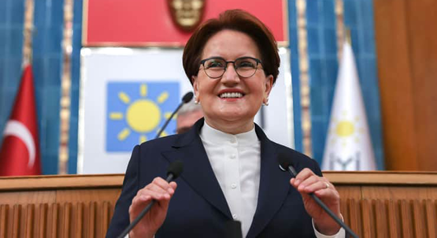 Meral Akşener, A Milli Kadın Voleybol Takımı'nı kutladı