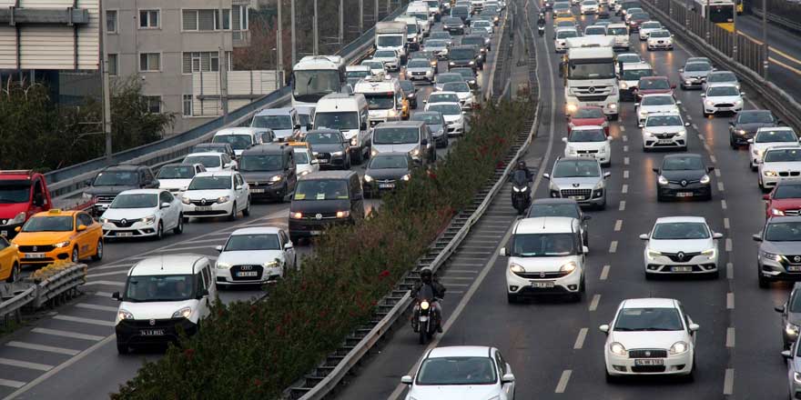 Cumhurbaşkanlığı'nda "İstanbul içi hız sınırı 30 km'ye düşürülsün" toplantısı