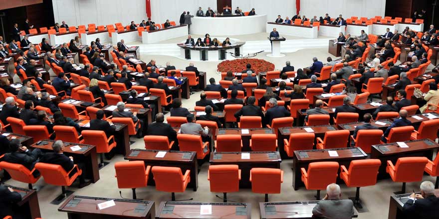 Çok konuşulacak kulis iddiası: Yeni anayasa için referandum masada