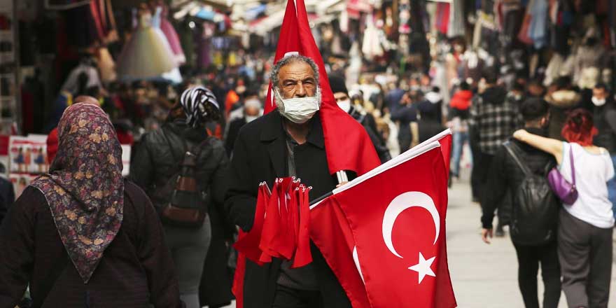 Türkiye'de koronayla mücadelede yeni dönem başlıyor!