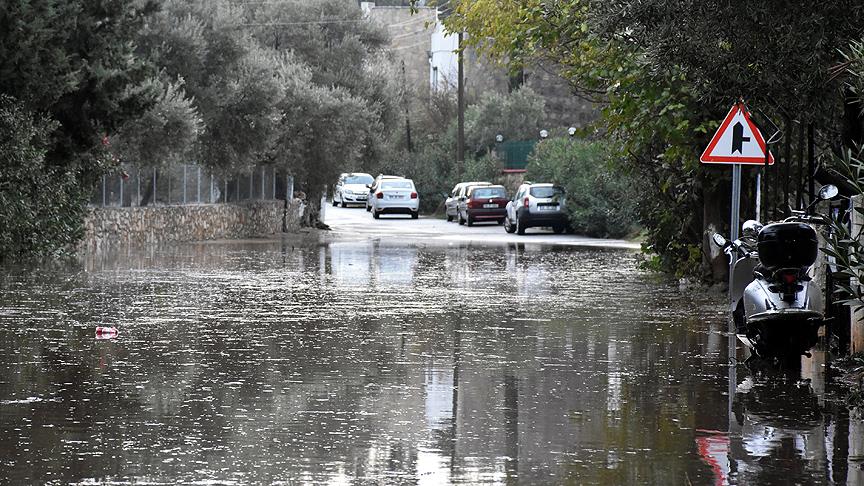 Meteoroloji'den 'sel' uyarısı!