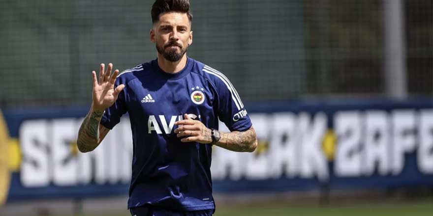 Fenerbahçe'den Jose Sosa kararı