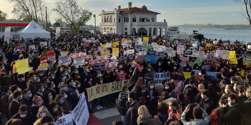 Boğaziçi eylemlerinde gözaltına alınan 14 öğrenci serbest bırakıldı