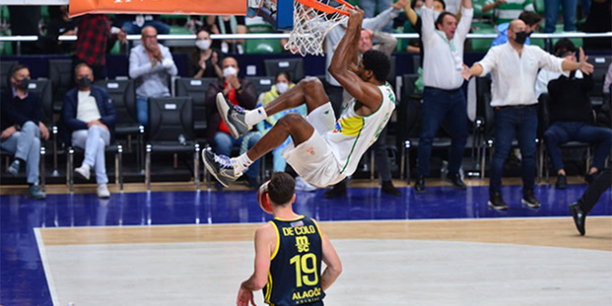 Frutti Extra Bursaspor - Fenerbahçe Beko: 84-73