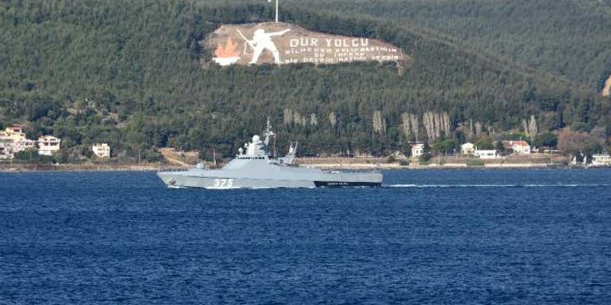 Rus savaş gemisi, Çanakkale Boğazı’ndan geçti