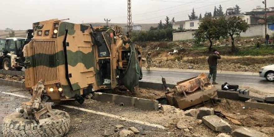 Hatay'da askeri araç devrildi
