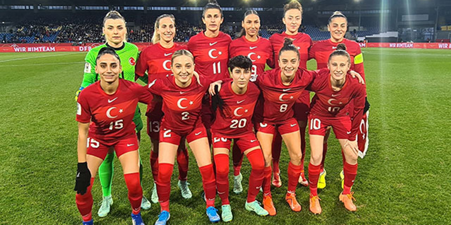 Almanya - Türkiye: 8-0