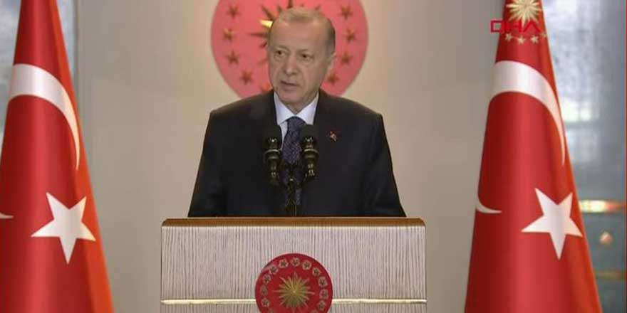 Cumhurbaşkanı Erdoğan canlı yayında konuştu