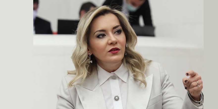 İYİ Partili Aylin Cesur'un kadına yönelik şiddet önergesi meclisi hareketlendirdi!
