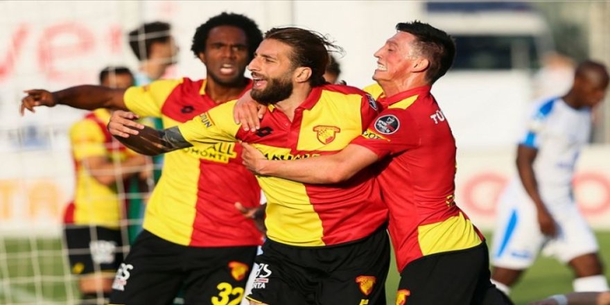 Göztepe Süper Lig'de kaldı