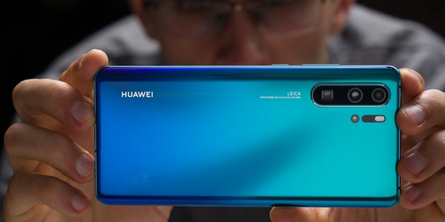 Huawei üretimi azaltıyor, hedefler gözden geçirilecek