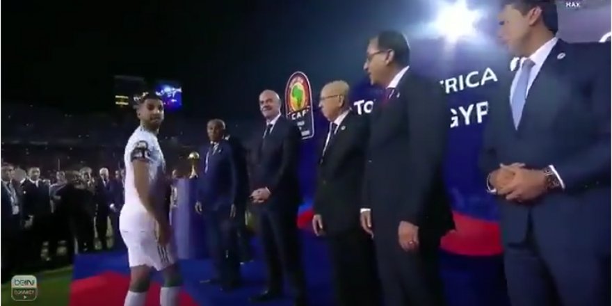 Kupa töreninde başbakanı görmezden geldi!