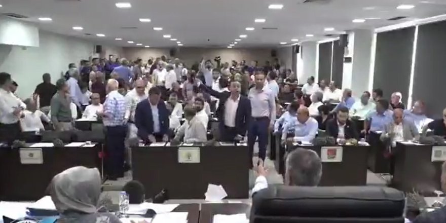 Adana'da işçi maaşlarına AKP-MHP engeli