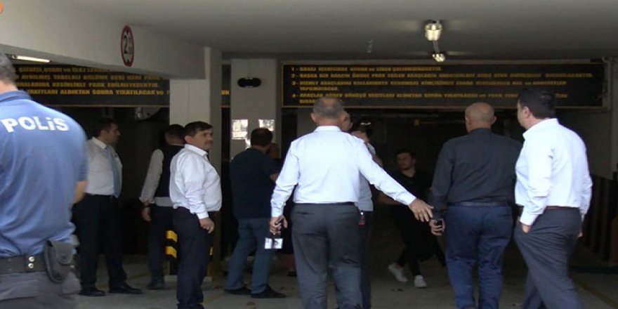 İmamoğlu'na jiletli saldırı!