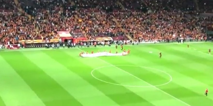 Galatasaray'dan Fenerbahçe'ye Şampiyonlar Ligi göndermesi