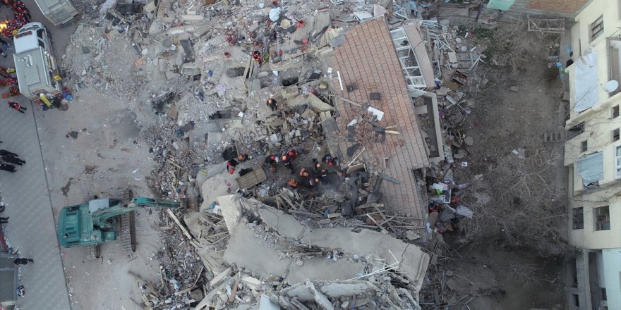 Kurtarma çalışmaları drone ile görüntülendi