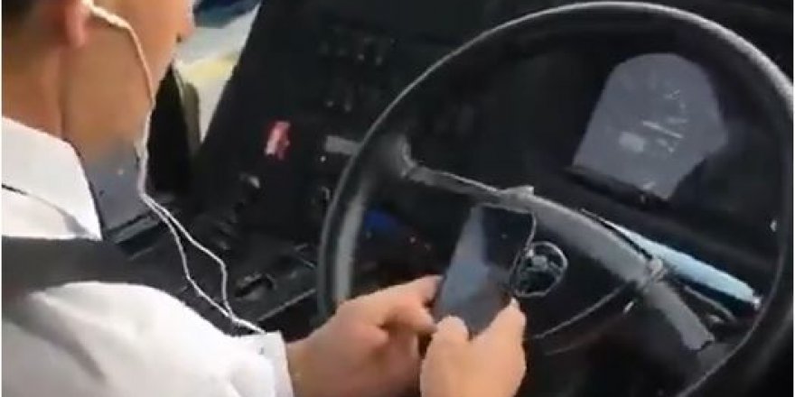 Kamil Koç'ta seyir halindeyken muavin ve kaptan telefonla konuştular!