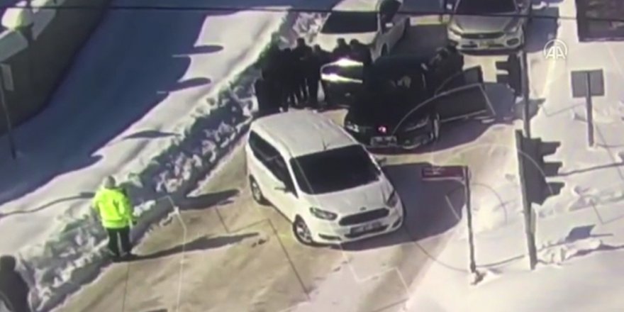 PKK'lı terörist HDP'li vekilin evinden çıktı!