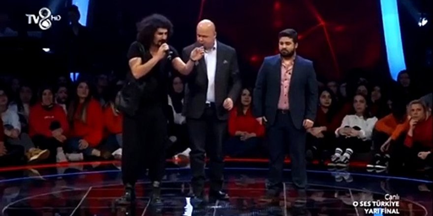 O Ses Türkiye'de bir ilk! Hayri Kasaç Kürtçe ninni söyledi