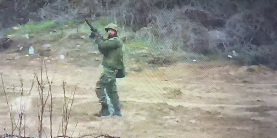 Yunan askerleri, rastgele ateş açtı