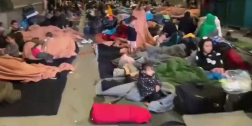 Sığınmacılarla dolu Yunan gemisinin içi böyle görüntülendi!