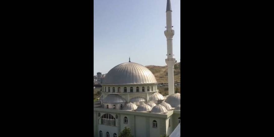 İzmir'de cami hoparlörlerinden Çav Bella çalındı