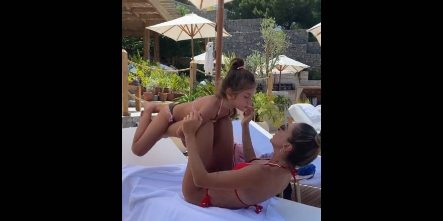 Şeyma Subaşı'dan ilginç mekik yöntemi