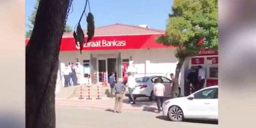 Geçinemeyen çiftçi kendini yaktı