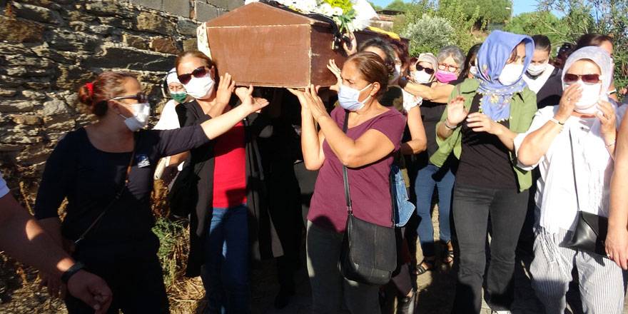 Hatice Tusu'nun cenazesini kadınlar omuzladı