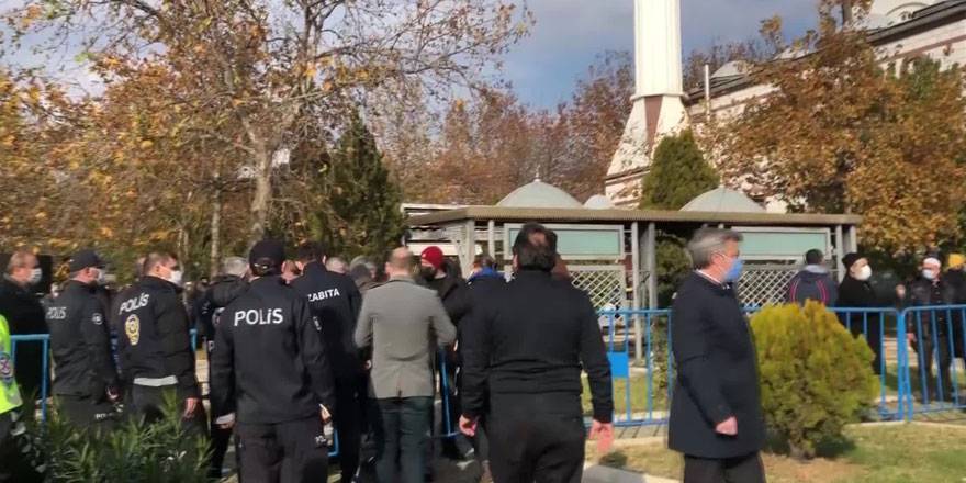 Korona tedbirleri tarikat mensuplarına uygulanmadı