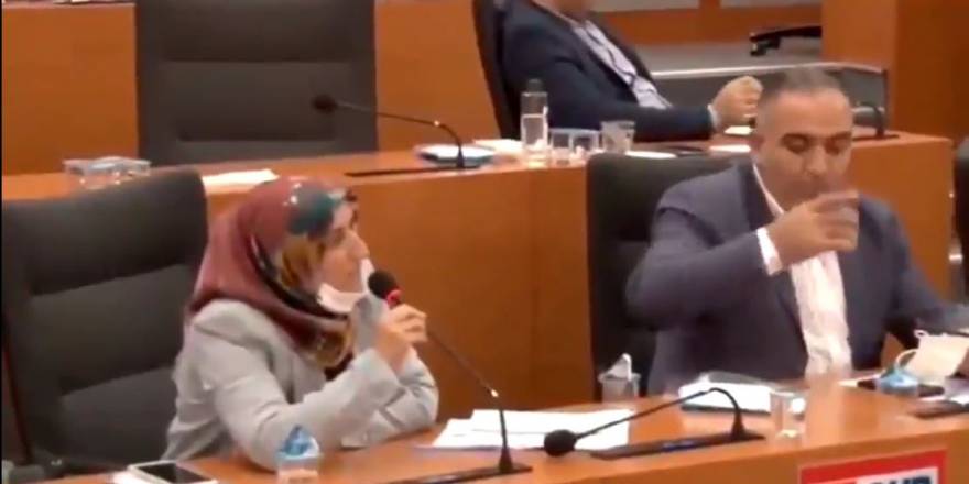 Esenyurt Belediyesi'nde Atatürk tartışması