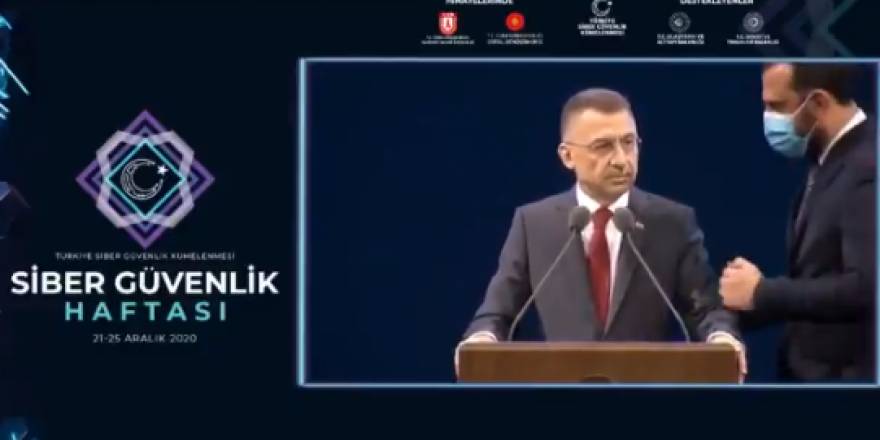 Cumhurbaşkanı Yardımcısı Fuat Oktay canlı yayında fenalaştı