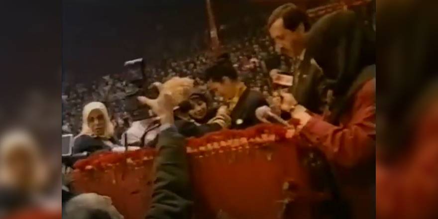 İsmail Saymaz'dan vitrin mankeni hatırlatması